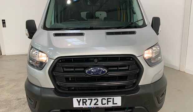 Ford Transit Transit 460 L4 Minibus Diesel RWD 2.0 Ecoblue 130ps H3 17-Seater Leader 
