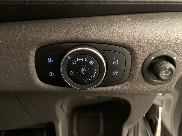 Ford Transit Transit 460 L4 Minibus Diesel RWD 2.0 Ecoblue 130ps H3 17-Seater Leader 22