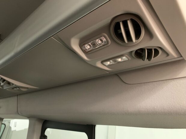 Ford Transit Transit 460 L4 Minibus Diesel RWD 2.0 Ecoblue 130ps H3 17-Seater Leader 27