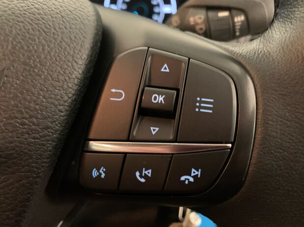 Ford Transit Transit 460 L4 Minibus Diesel RWD 2.0 Ecoblue 130ps H3 17-Seater Leader 19