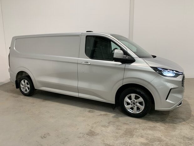 Ford Transit Custom 300L2 H1 2.0 EcoBlue 136ps Van Limited 7