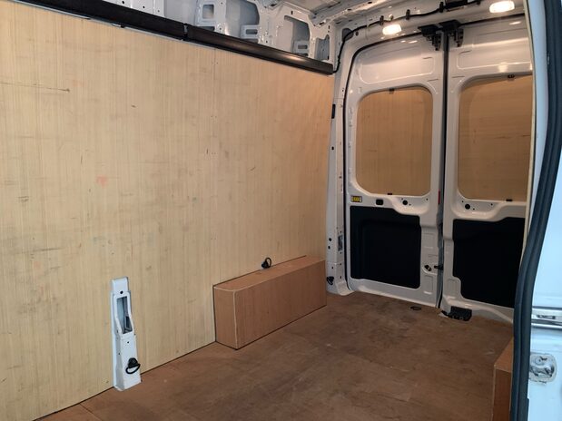 Ford Transit Transit 350 L3 Diesel RWD 2.0 Eco Blue 105ps H3 Leader Van 13