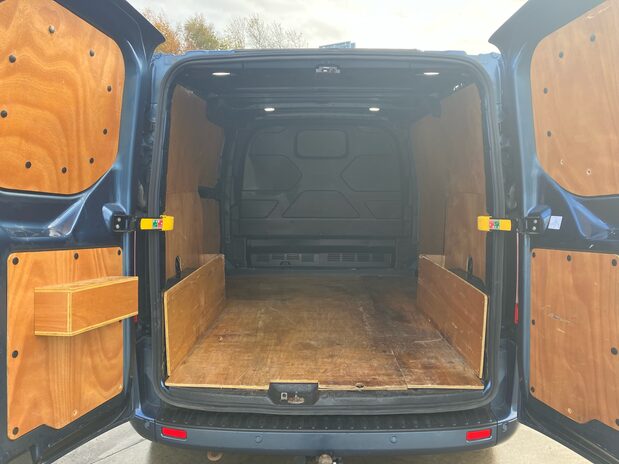 Ford Transit Custom Transit Custom 2.0 EcoBlue 185ps Low Roof Sport Van Auto 12
