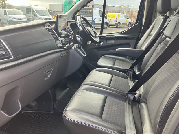 Ford Transit Custom Transit Custom 2.0 EcoBlue 185ps Low Roof Sport Van Auto 22