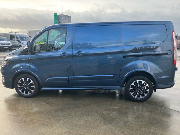 Ford Transit Custom Transit Custom 2.0 EcoBlue 185ps Low Roof Sport Van Auto 5
