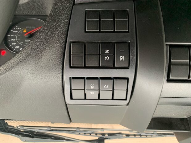 Iveco Eurocargo ML75E16 4455WB Curtainsider 12 Speed *NEW* 12