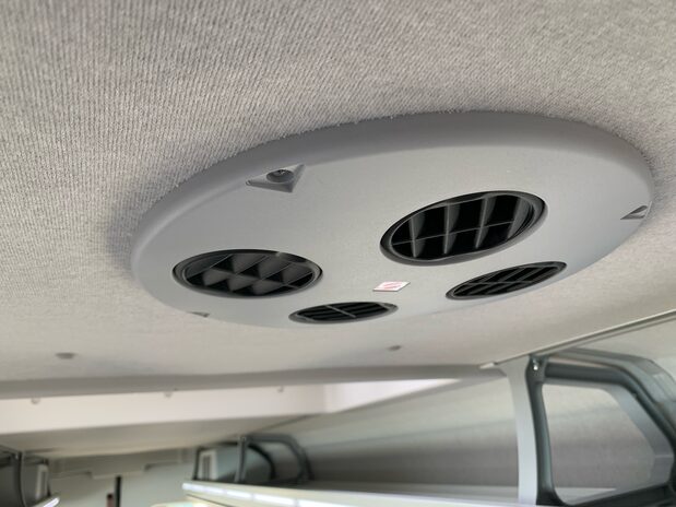 Iveco Daily 65C18H A8 B LMB/P 4100L WB Hi-Matic Minibus c/w lift & air suspension *NEW* 24