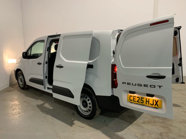 Peugeot Partner PEUGEOT PARTNER PROFESSIONAL L2 BHDI CREW VAN 24