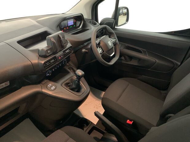 Peugeot Partner PEUGEOT PARTNER PROFESSIONAL L2 BHDI CREW VAN 25