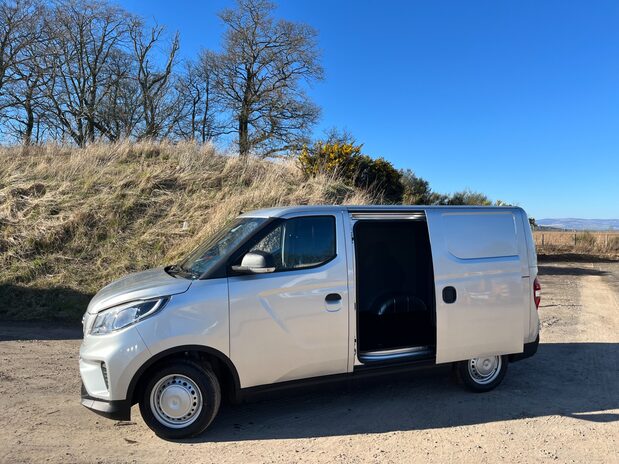 Maxus eDeliver 3 90kW SWB H1 Van 52.5kW *Pre-reg* 2