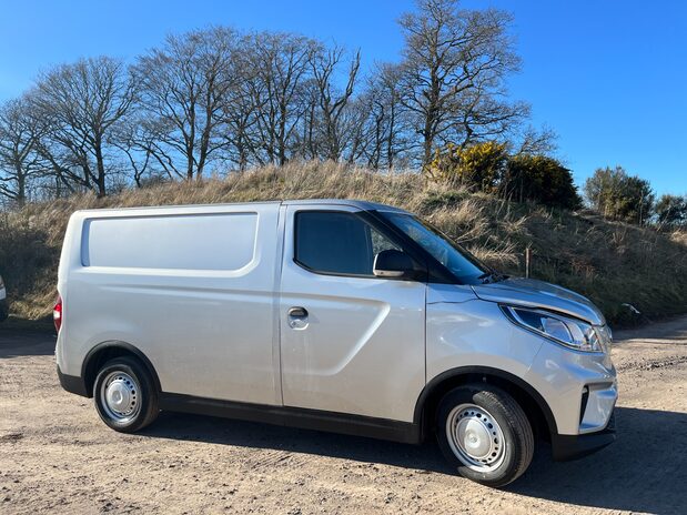 Maxus eDeliver 3 90kW SWB H1 Van 52.5kW *Pre-reg* 1