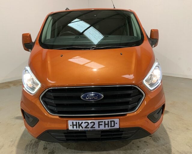 Ford Transit Custom Transit Custom 2.0 EcoBlue 130ps Low Roof D/Cab Limited Van