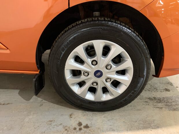 Ford Transit Custom Transit Custom 2.0 EcoBlue 130ps Low Roof D/Cab Limited Van 2