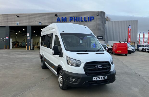 Ford Transit Transit 460L4 2.0 EcoBlue RWD 165ps H3 17 Seater Trend Auto
