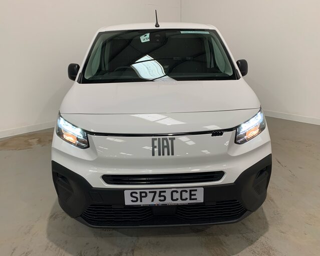 Fiat Doblo PRIMO L1 Multijet3 1.5 100PS *PRE-REG*