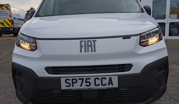 Fiat Doblo PRIMO L1 Multijet3 1.5 100PS *PRE-REG*