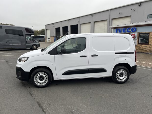 Fiat Doblo PRIMO L1 Multijet3 1.5 100PS S&S Manual MY24 *PRE-REG* 4