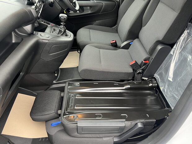 Fiat Doblo PRIMO L1 Multijet3 1.5 100PS S&S Manual MY24 *PRE-REG* 17