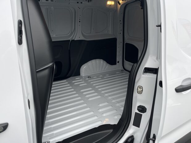 Fiat Doblo PRIMO L1 Multijet3 1.5 100PS S&S Manual MY24 *PRE-REG* 12