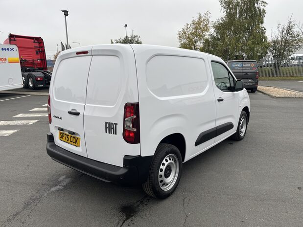 Fiat Doblo PRIMO L1 Multijet3 1.5 100PS S&S Manual MY24 *PRE-REG* 7