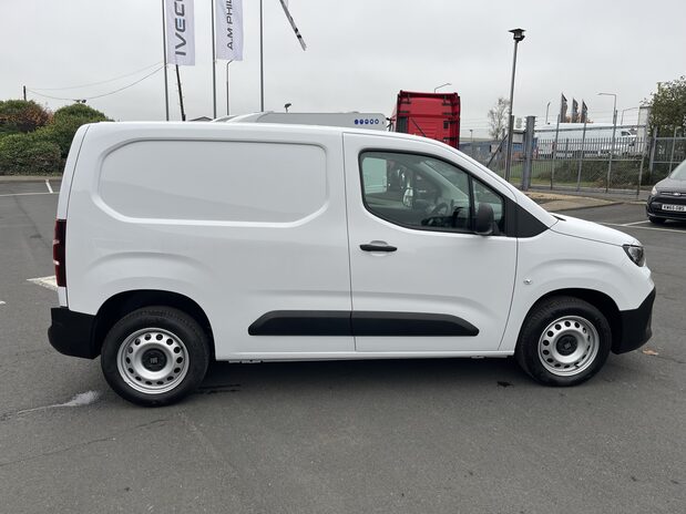 Fiat Doblo PRIMO L1 Multijet3 1.5 100PS S&S Manual MY24 *PRE-REG* 8