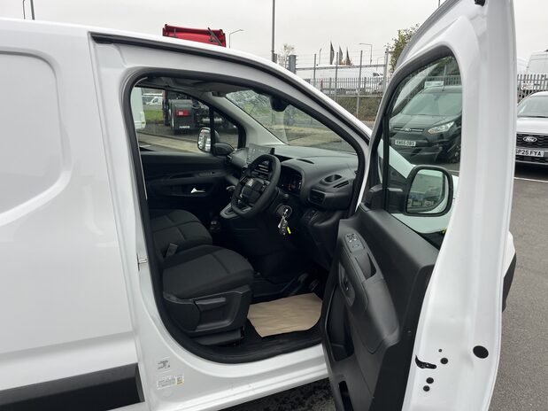 Fiat Doblo PRIMO L1 Multijet3 1.5 100PS S&S Manual MY24 *PRE-REG* 13