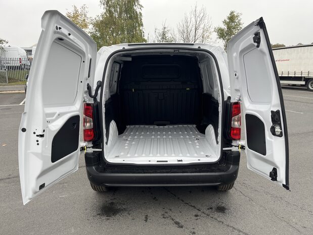 Fiat Doblo PRIMO L1 Multijet3 1.5 100PS S&S Manual MY24 *PRE-REG* 9