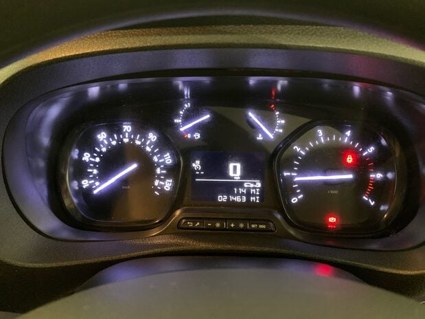 Vauxhall Vivaro Vivaro L2 Diesel 2900 1.5d 100PS Dynamic H1 Van 17