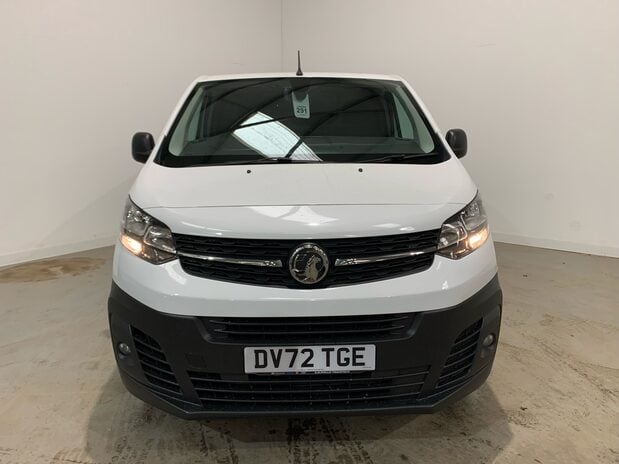 Vauxhall Vivaro Vivaro L2 Diesel 2900 1.5d 100PS Dynamic H1 Van 2