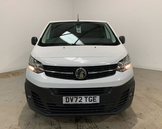 Vauxhall Vivaro Vivaro L2 Diesel 2900 1.5d 100PS Dynamic H1 Van