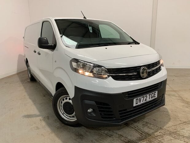 Vauxhall Vivaro Vivaro L2 Diesel 2900 1.5d 100PS Dynamic H1 Van 1