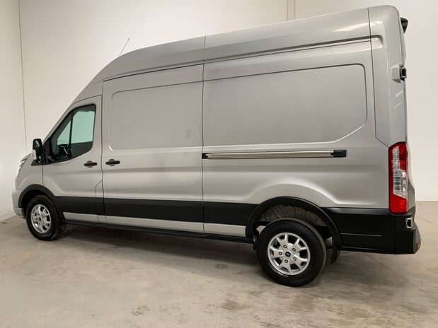 Ford Transit 350 LIMITED L3H3 DCIV ECOBLUE 18