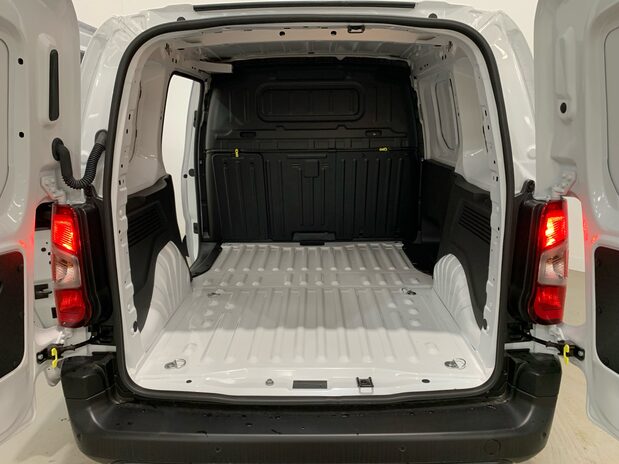 Fiat Doblo PRIMO L1 Multijet3 1.5 100ps S/&S H1 Van *pre-reg* 11