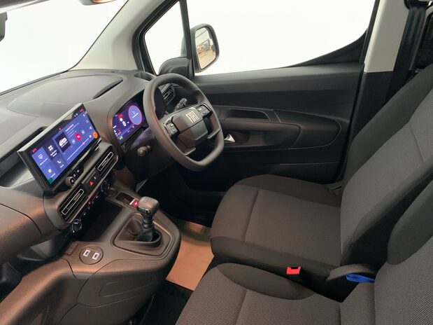 Fiat Doblo PRIMO L1 Multijet3 1.5 100ps S/&S H1 Van *pre-reg* 14