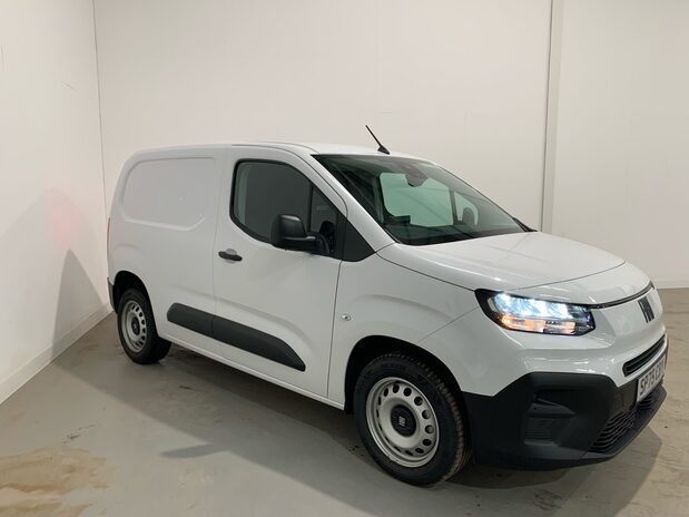 Fiat Doblo PRIMO L1 Multijet3 1.5 100ps S/&S H1 Van *pre-reg* 28