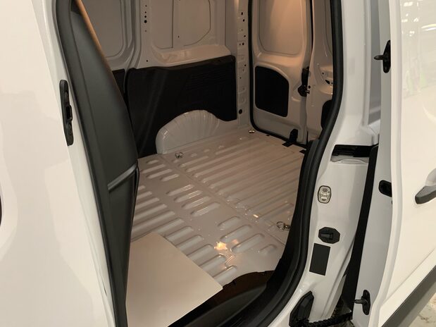 Fiat Doblo PRIMO L1 Multijet3 1.5 100ps S/&S H1 Van *pre-reg* 14