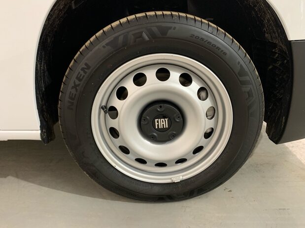 Fiat Doblo PRIMO L1 Multijet3 1.5 100ps S/&S H1 Van *pre-reg* 3