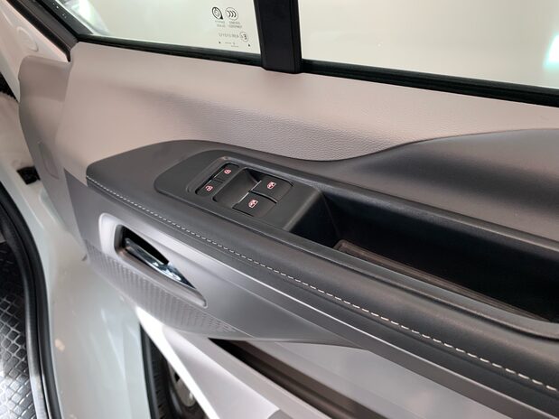 Maxus Deliver 7 BASE L2H1 Panel Van *pre-reg* 18