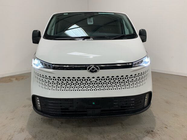 Maxus Deliver 7 BASE L2H1 Panel Van *pre-reg* 2