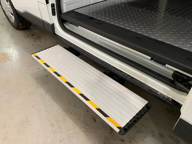 Maxus Deliver 7 BASE L2H1 Panel Van *pre-reg* 7