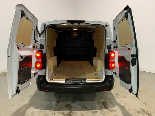 Vauxhall Vivaro VAUXHALL VIVARO L2 H1 F2900 DYNAMIC S/S 13