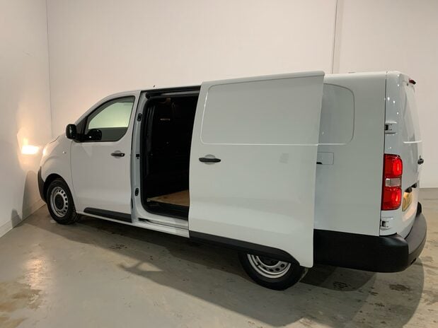 Vauxhall Vivaro VAUXHALL VIVARO L2 H1 F2900 DYNAMIC S/S 11