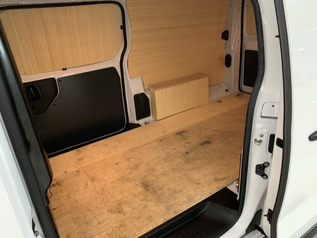 Vauxhall Vivaro VAUXHALL VIVARO L2 H1 F2900 DYNAMIC S/S 15