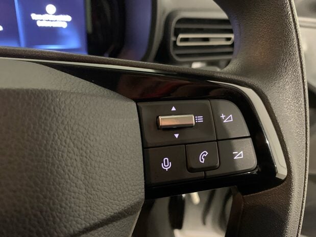 Citroen Berlingo CITROEN BERLINGO XL DRIVER BLUEHDI S/S 100ps 22