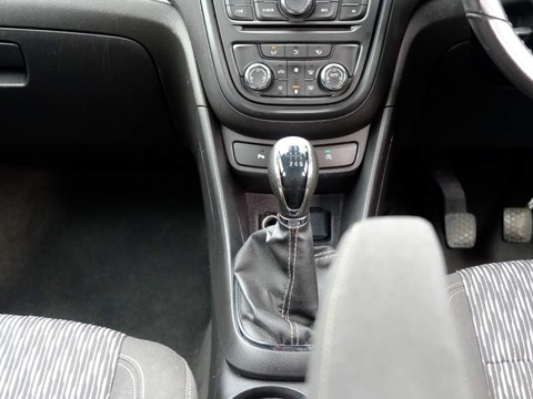 Vauxhall Mokka 1.4i Turbo Exclusiv 2WD Euro 6 (s/s) 5dr 16
