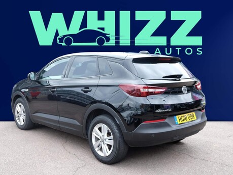 Vauxhall Grandland X 1.2 Turbo SE Euro 6 (s/s) 5dr 4