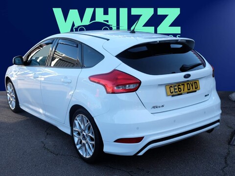 Ford Focus 1.5T EcoBoost ST-Line Euro 6 (s/s) 5dr 5