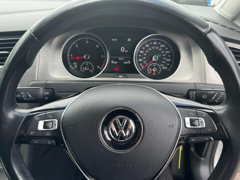 Volkswagen Golf 1.6 TDI BlueMotion Tech Match DSG Euro 5 (s/s) 5dr 50