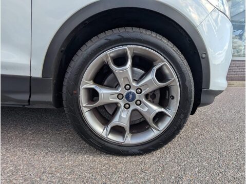 Ford Kuga 2.0 TDCi Titanium 2WD Euro 6 (s/s) 5dr 24