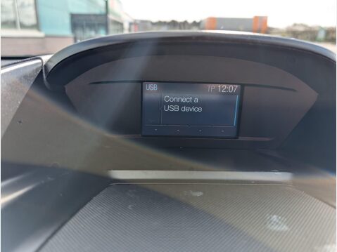 Ford Kuga 2.0 TDCi Titanium 2WD Euro 6 (s/s) 5dr 26